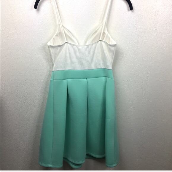 Miin Colorblock Sweetheart Scuba Dress Size Small - Picture 6 of 6